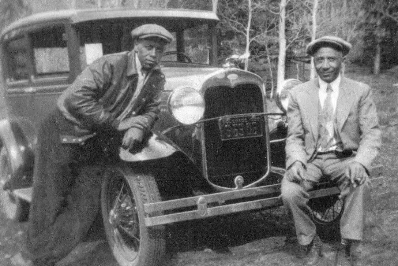 obrey wendall hamlet and his brother clarence in front of a car